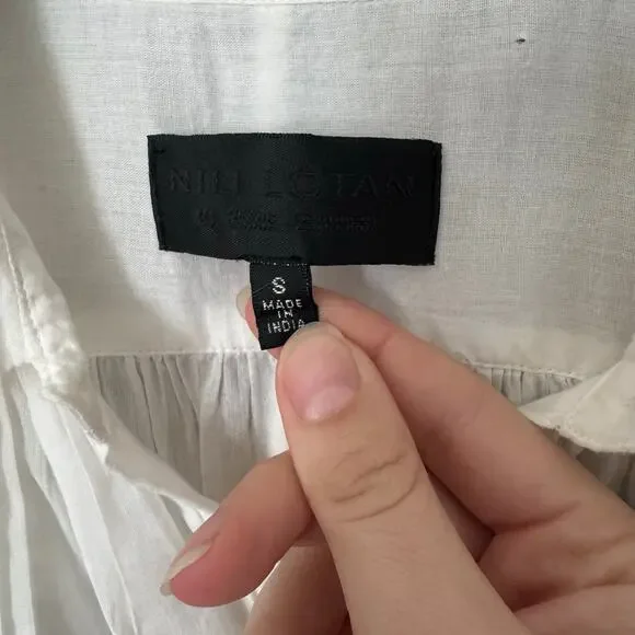 NILI LOTAN Normandy Blouse In white short sleeve sheer casual summer Size Small - Picture 4 of 7